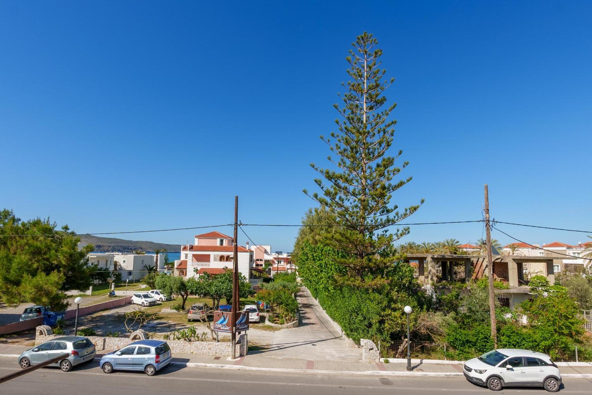 Nikos Apartments Agia Marina Esterno foto