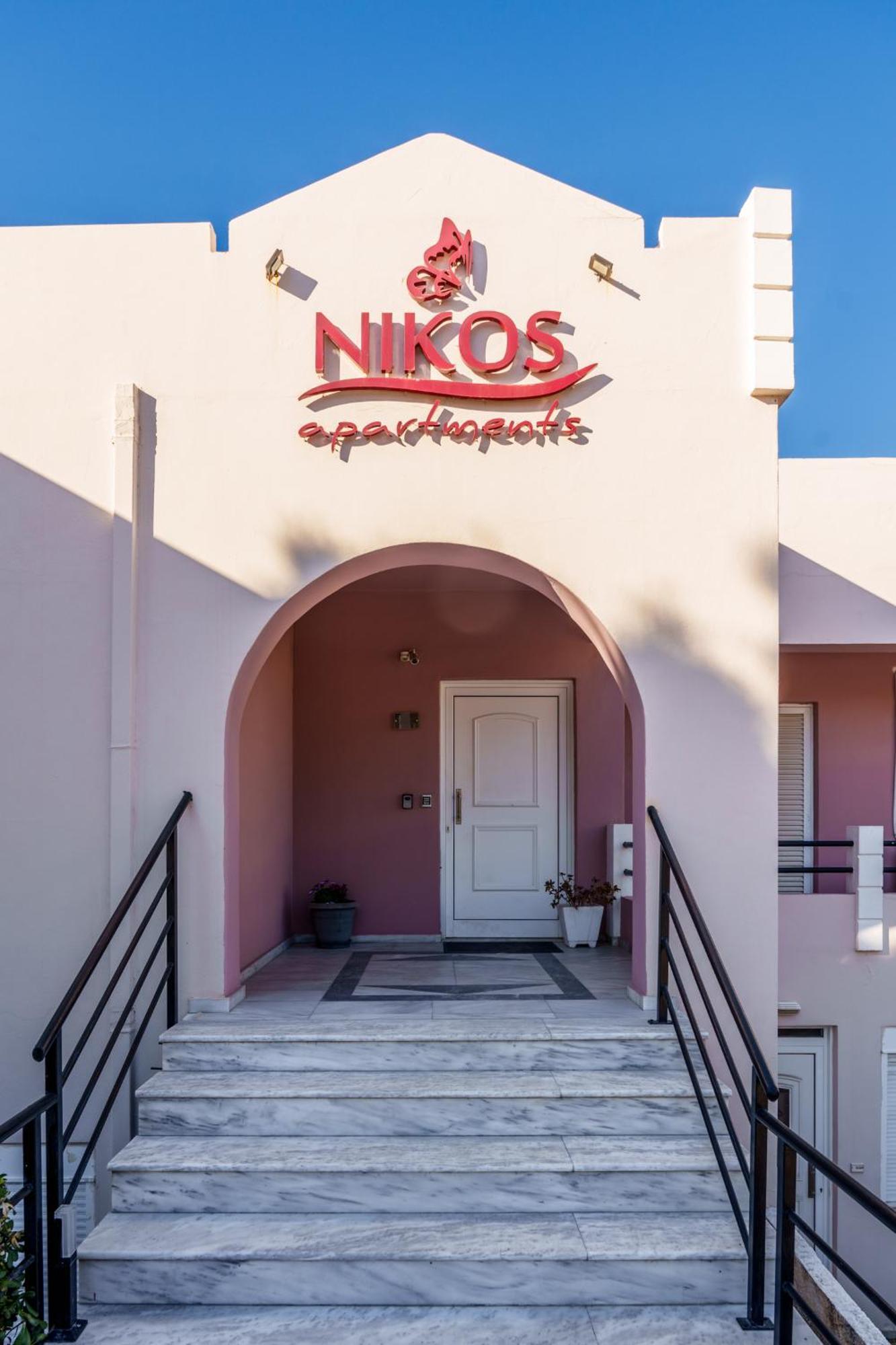 Nikos Apartments Agia Marina Esterno foto